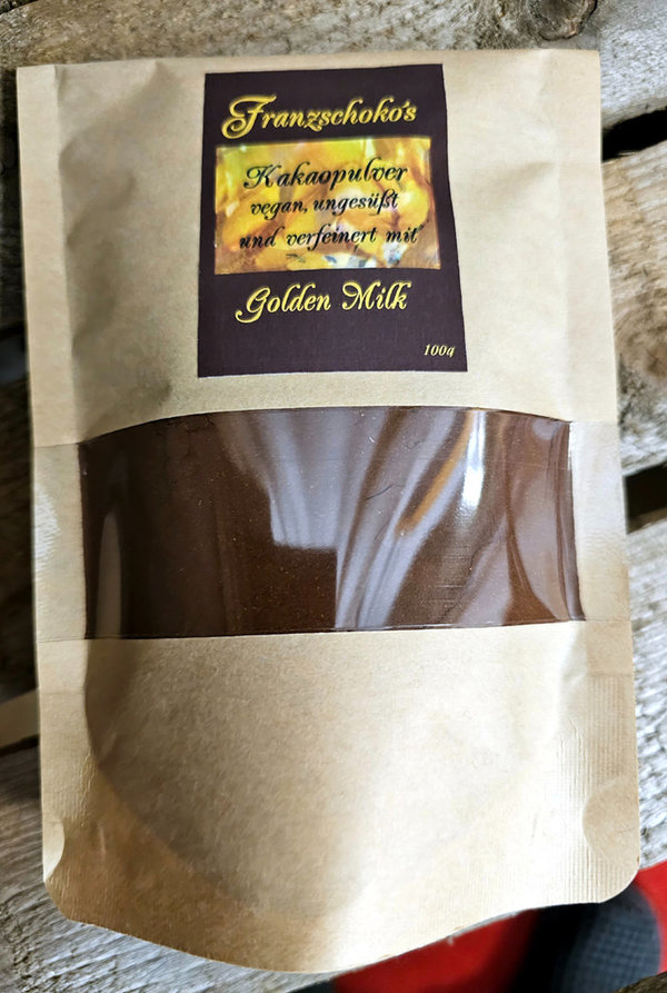 Kakaopulver mit Golden Milk